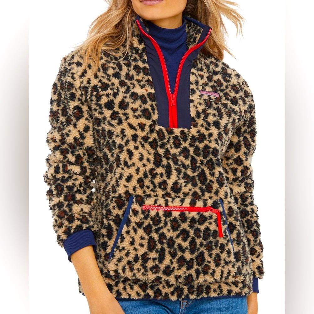 Vineyard Vines Leopard Print Super
Sherpa Pullover